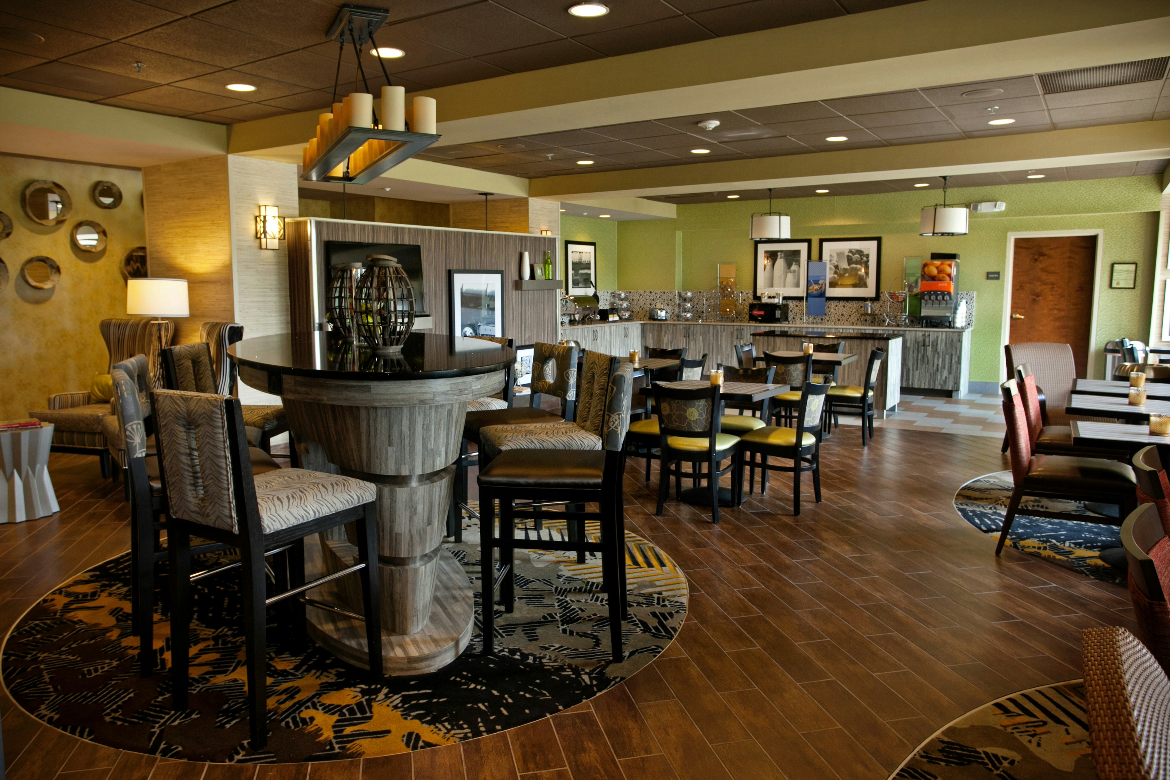 Hampton Inn Carrollton, GA 55/75