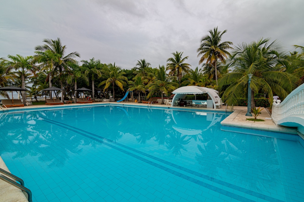 Hotel Cocoliso Island Resort 55/75