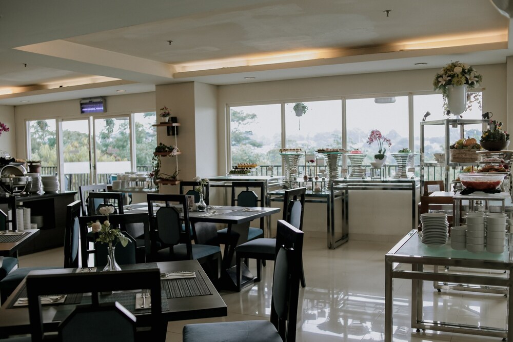 Padjadjaran Hotel 42/70