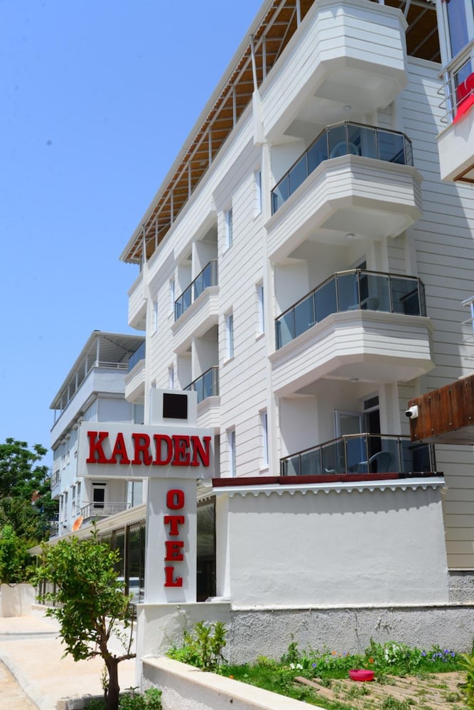 Karden Hotel 6/48