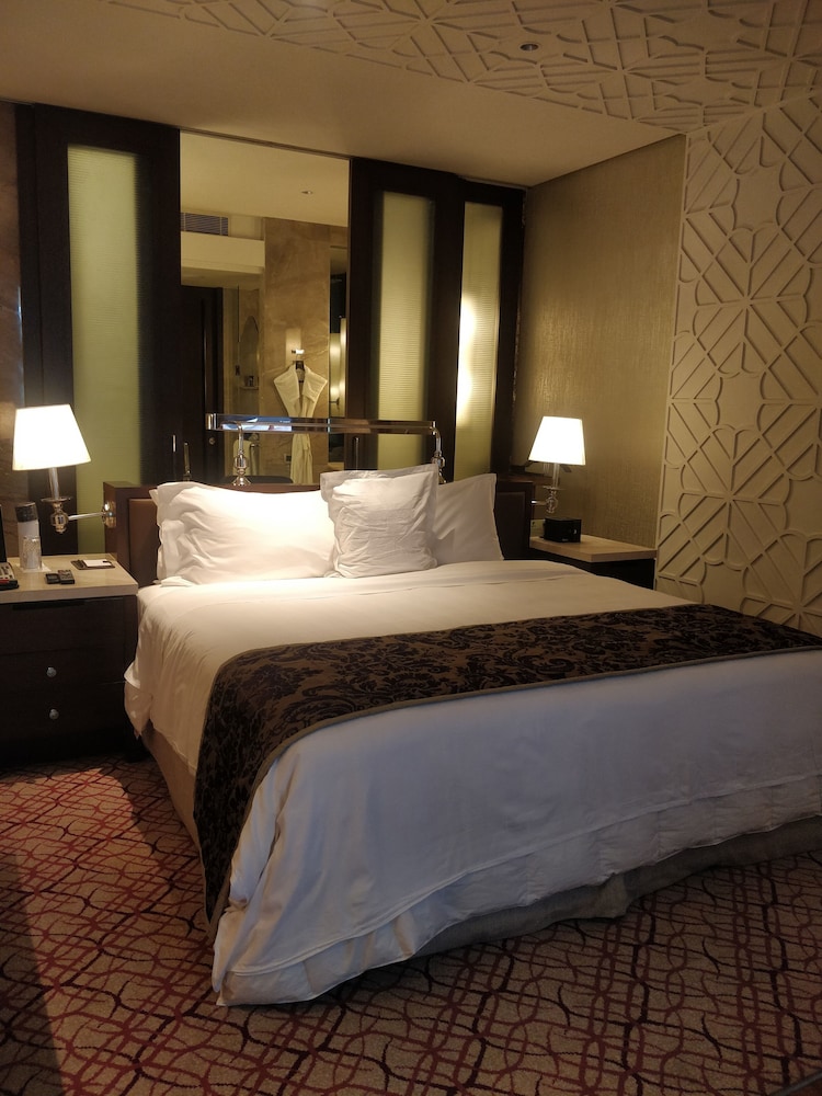 Itc Kohenur A Luxury Collection Hotel Hyderabad 11/56