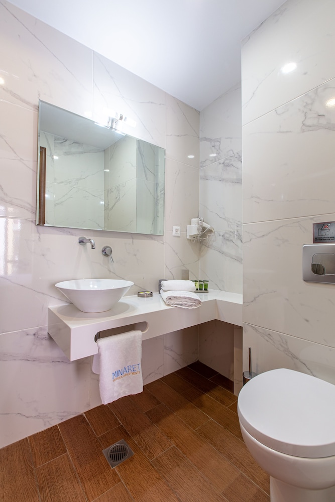 Minaret Suites and Apartments 50/50