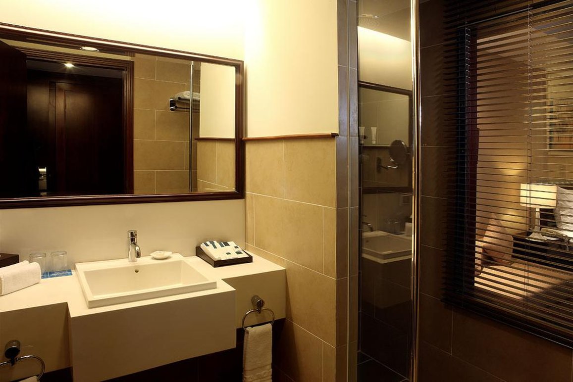 Vissai Saigon Hotel 24/25