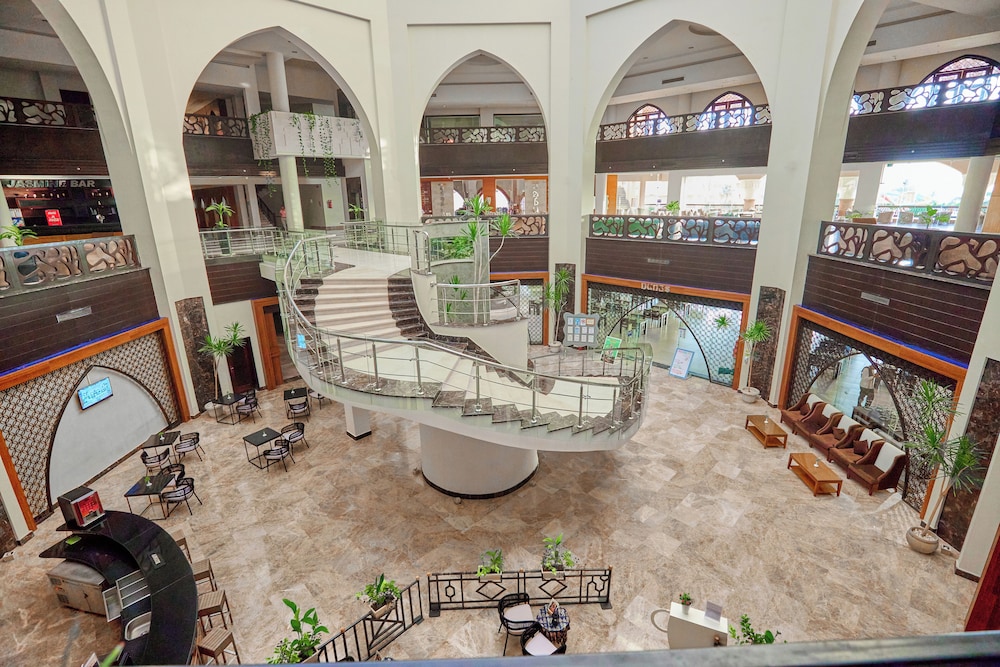 Jasmine Palace Resort and Spa 49/72