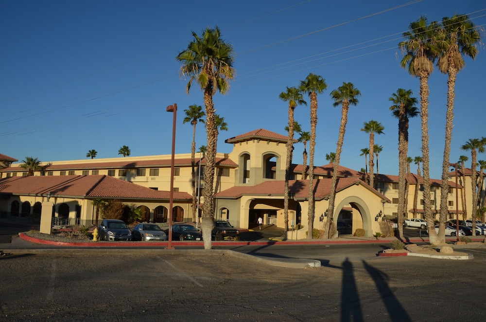 Ramada By Wyndham Barstow in BARSTOW - CA