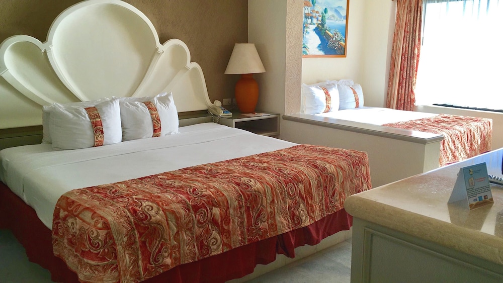The Palms Resort of Mazatlan 24/67