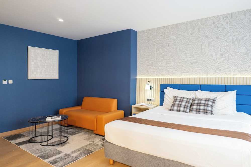 Avissa Suites 19/72