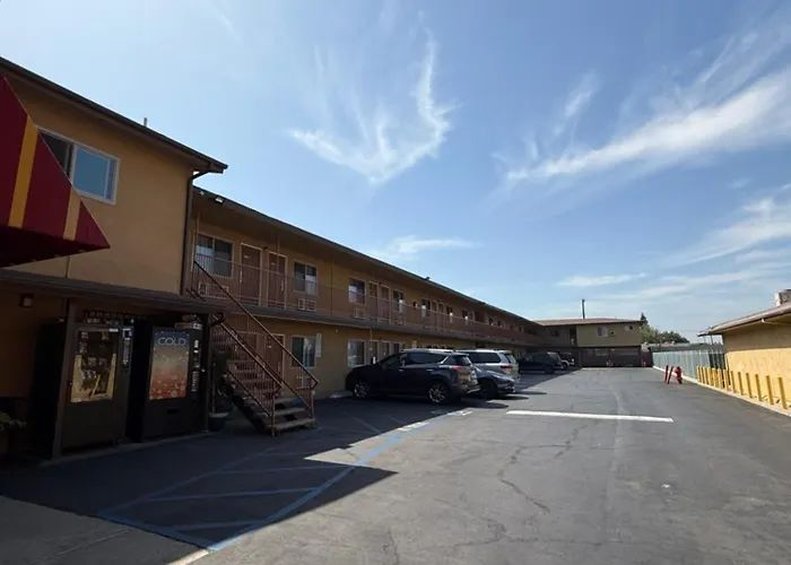 Robinhood Motel Anaheim West 13/15