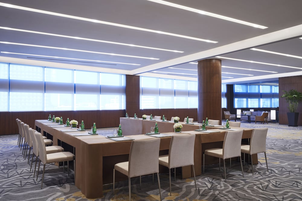 Hyatt Regency Xuzhou Suning 32/33