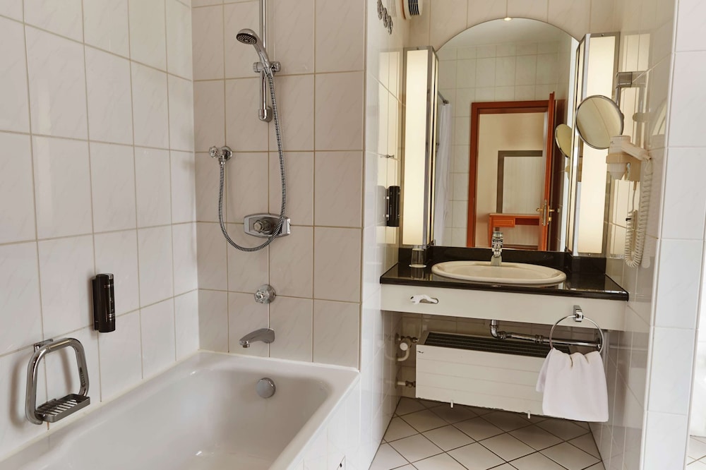 Steigenberger Hotel And Spa 10/69
