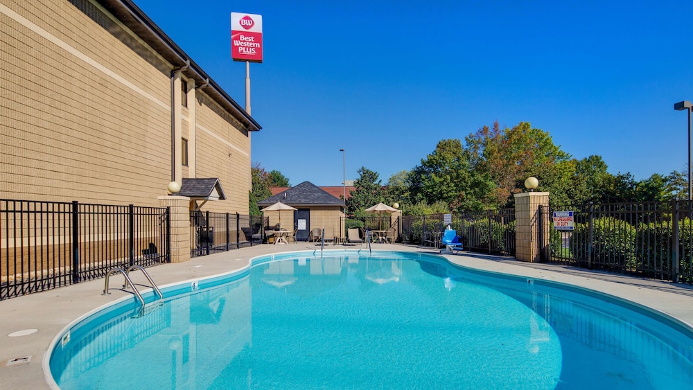Best Western Plus Knoxville Cedar Bluff 5/42