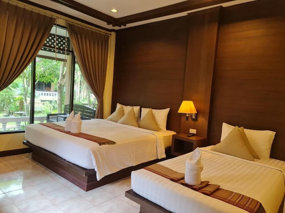 Clean Beach Resort 19/54