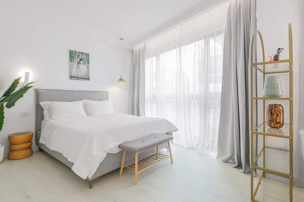 Ototo Luxury Living 14/50