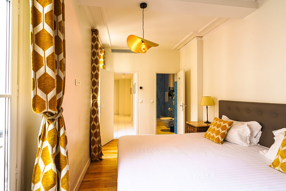 Apartments Du Louvre - Le Marais 13/50
