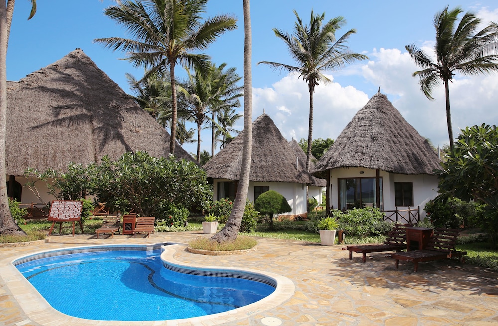 Sultan Sands Island Resort & Spa 7/69