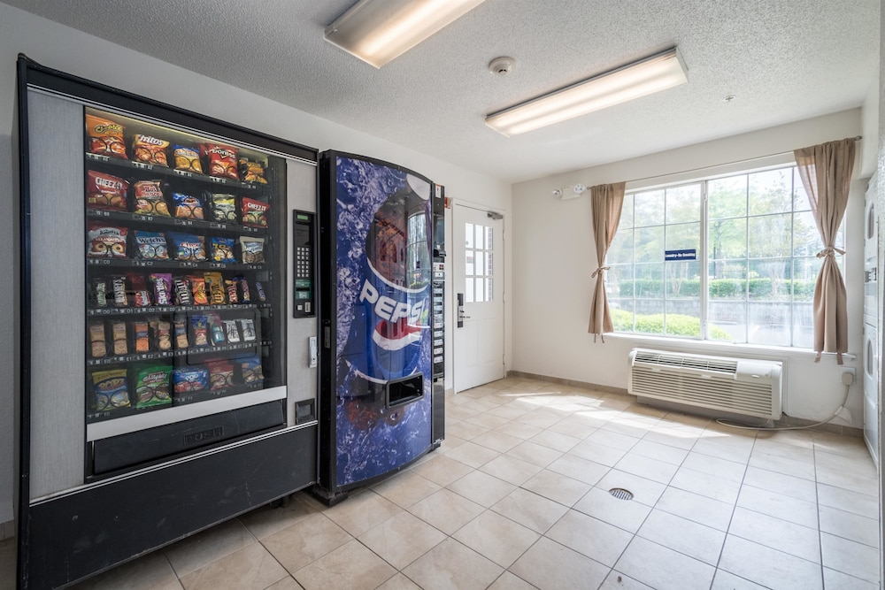 Studio 6 Extended Stay - Roswell, GA - Atlanta 47/59