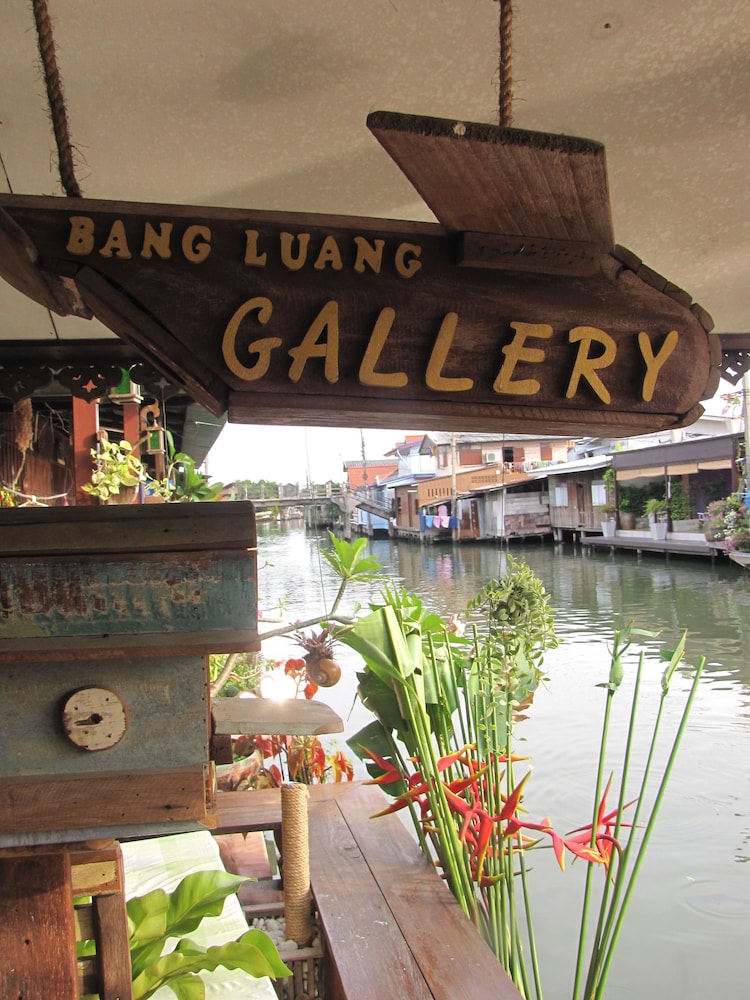 BANG LUANG HOUSE BANGKOK 13/70