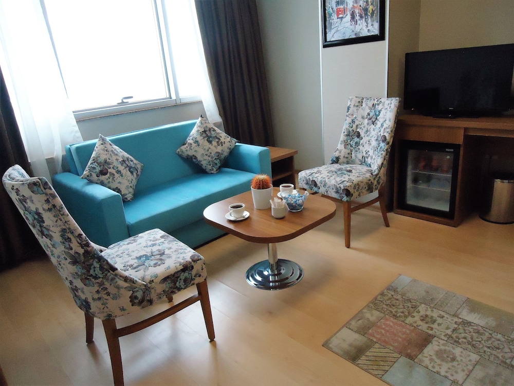 Golden Lounge Hotel 25/42