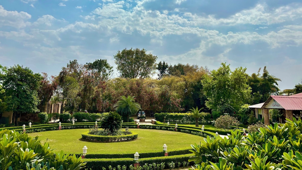 Sariska Safari Lodge 26/30