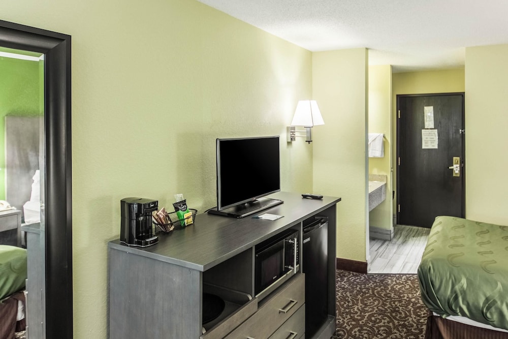 Quality Inn Decatur Near US-224 50/60