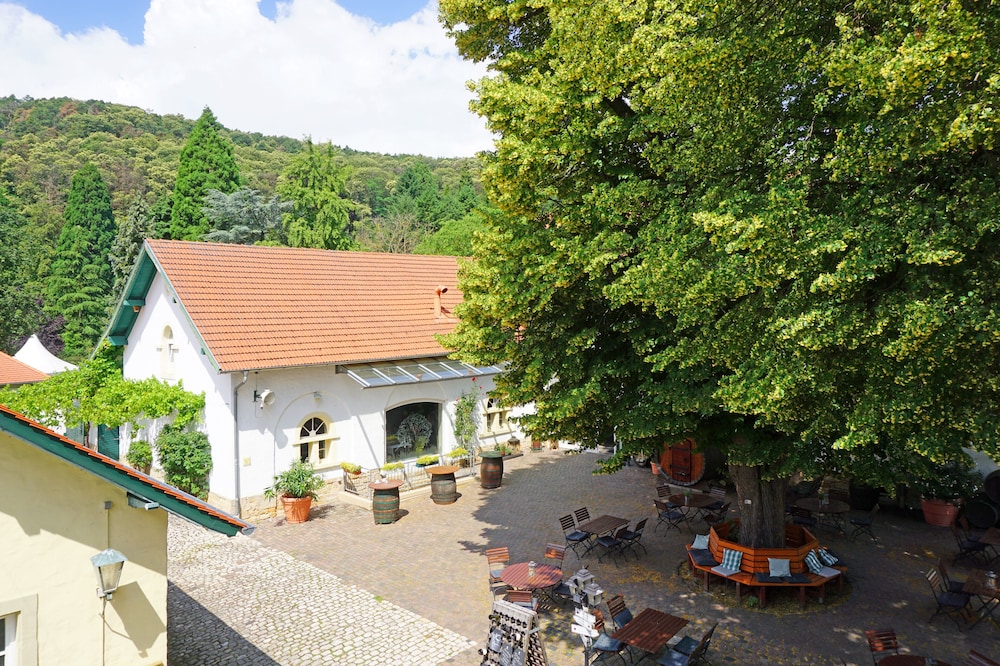 Halbersbacher. Hotel Annaberg 41/50