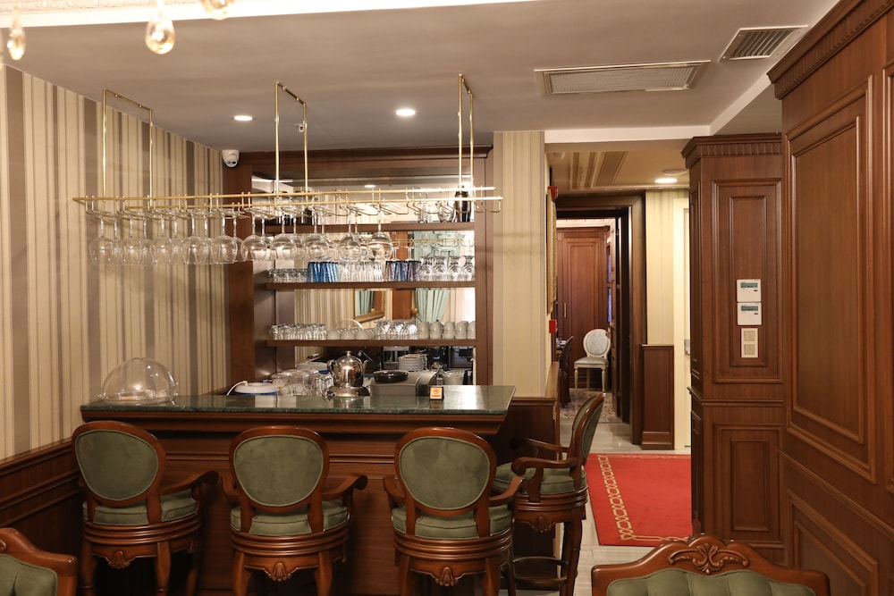 Meserret Palace Hotel 34/50