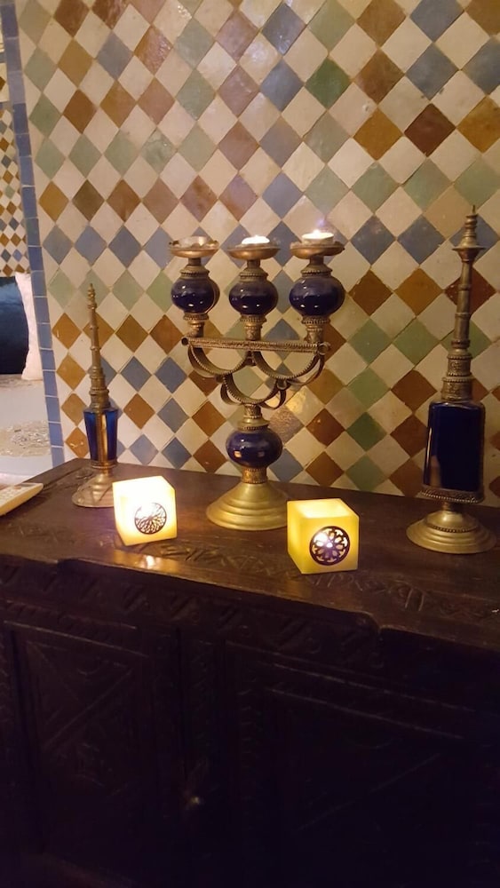PALAIS DIDI 37/40