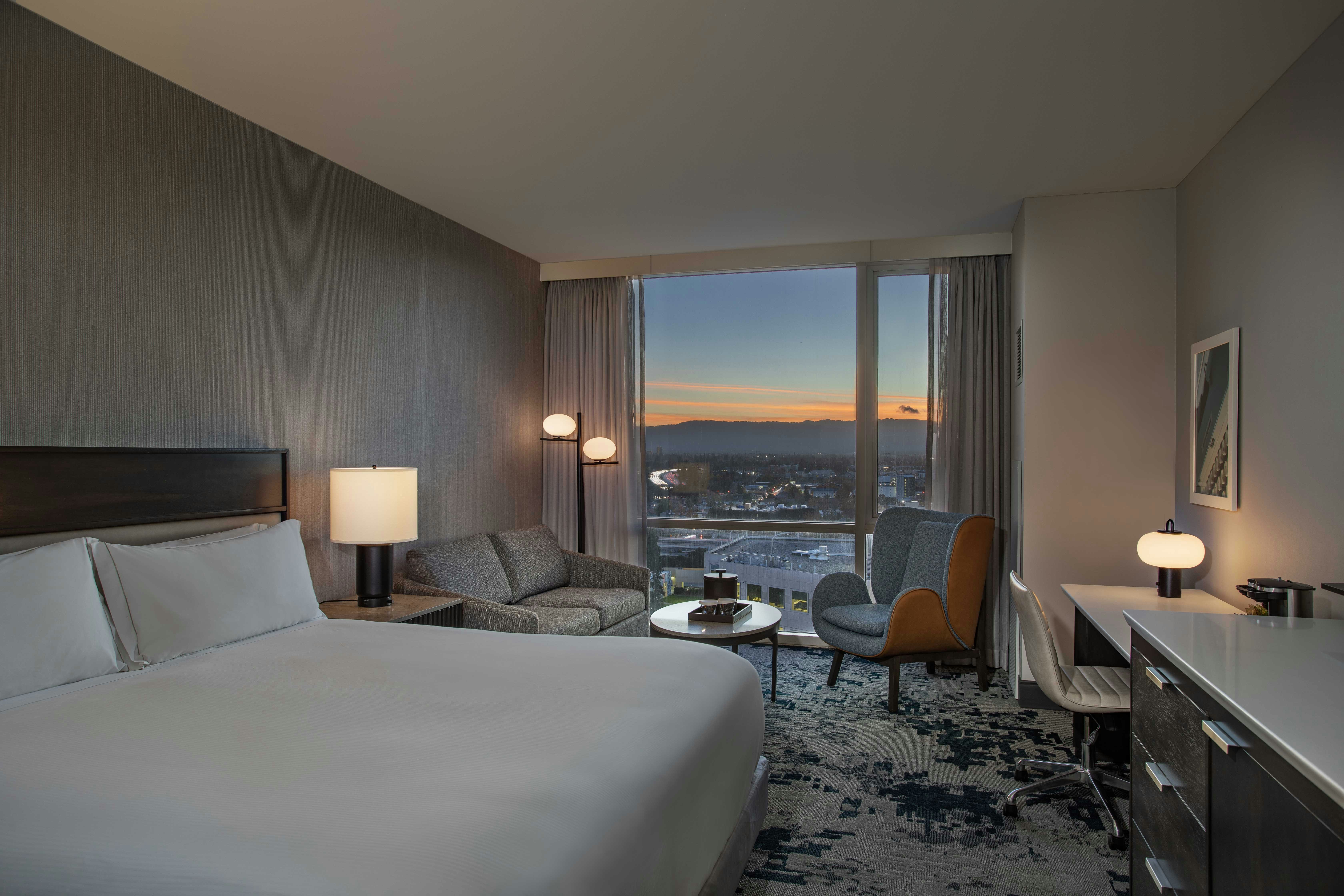 Hilton San Jose 8/64