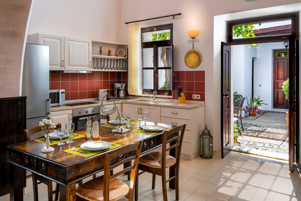 Villa Amalia 47/58