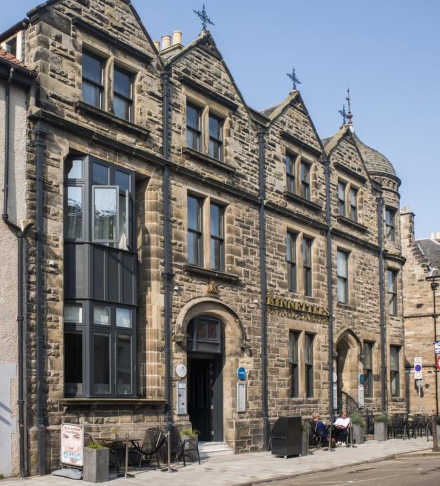 Kinnettles Hotel and Spa 28/34