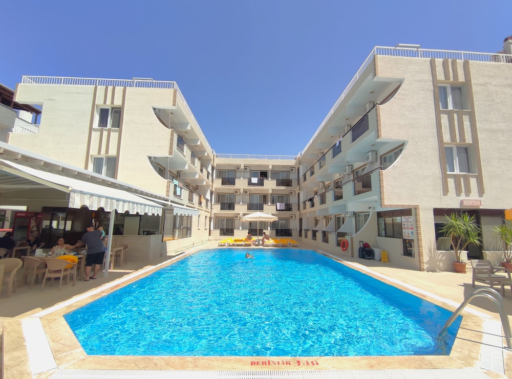 Mulka Hotel 39/48