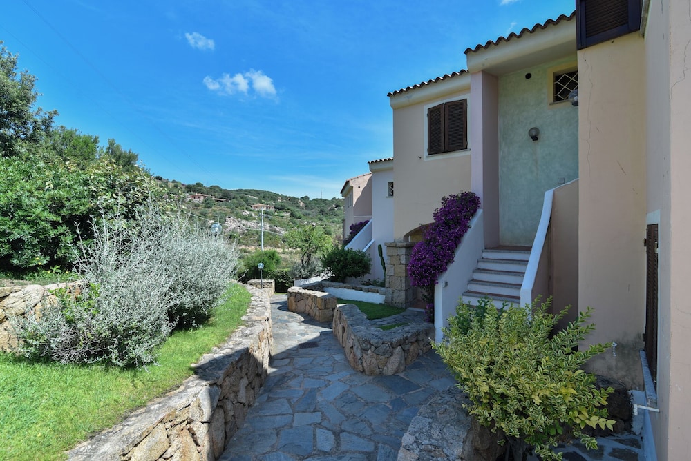 RESIDENCE LA COSTA 38/49