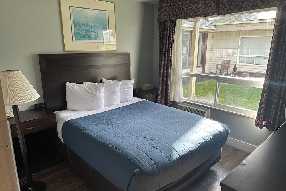 Coratel Inn and Suites By Jasper Ocean Shores 17/50