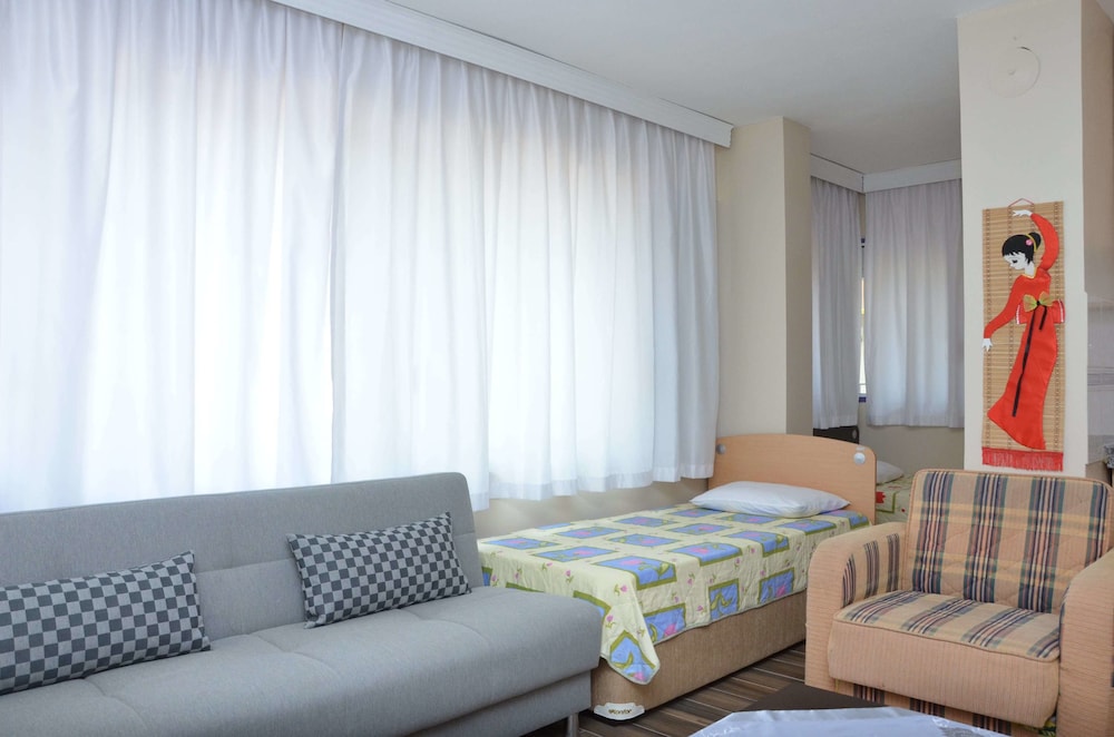 Nil Hotel 32/47
