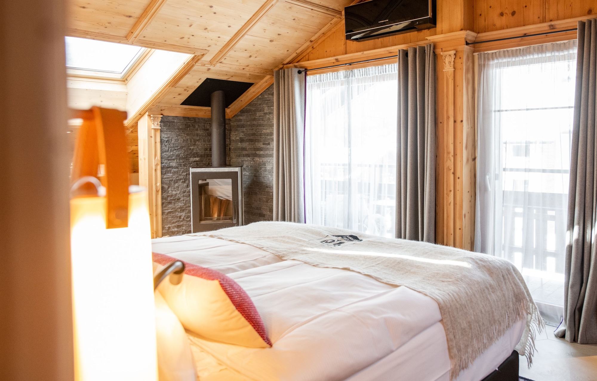 PANORAMIC, SUITE