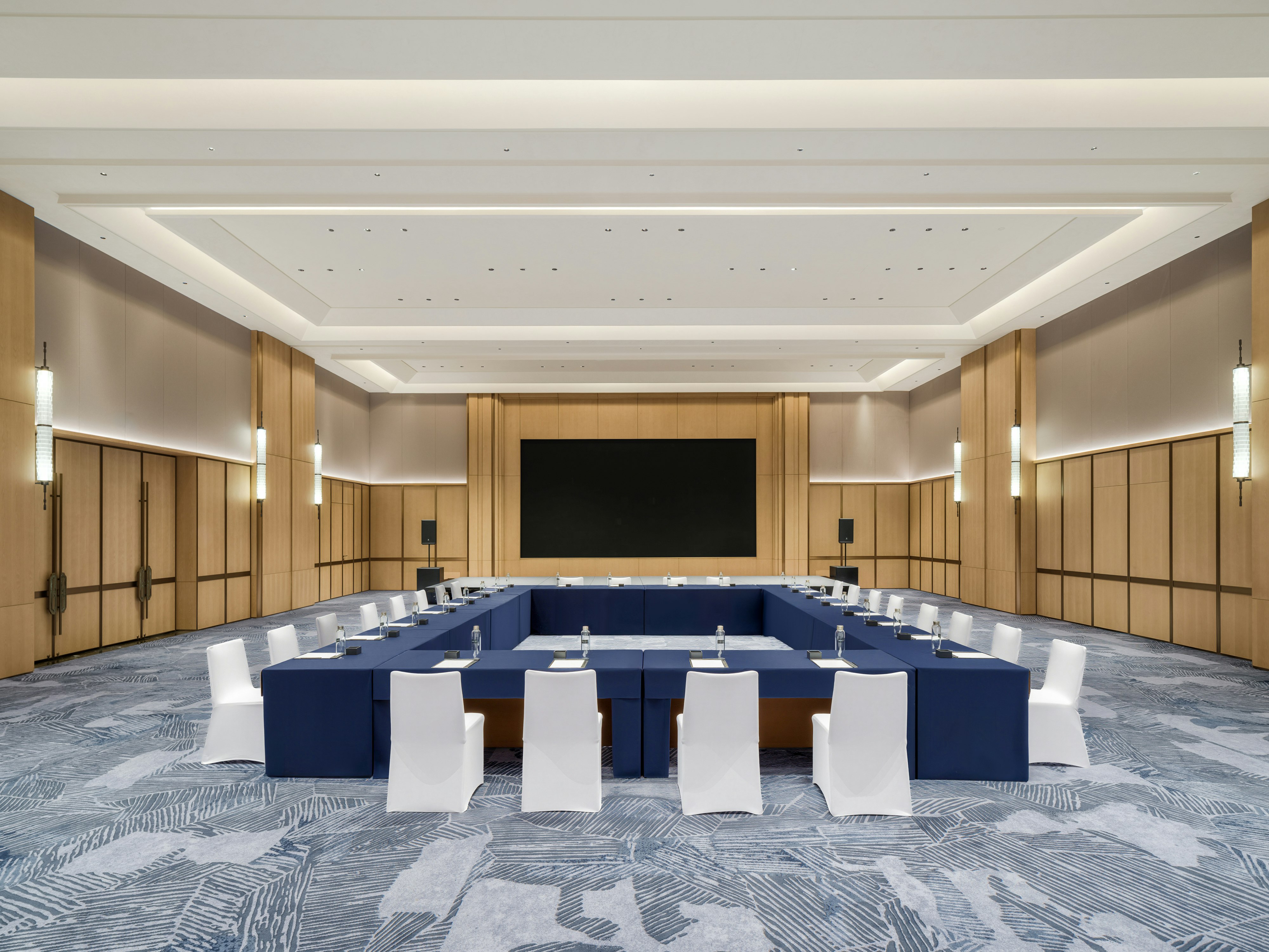 Canton Hotel Guangzhou, Tapestry Collection by Hilton 42/50