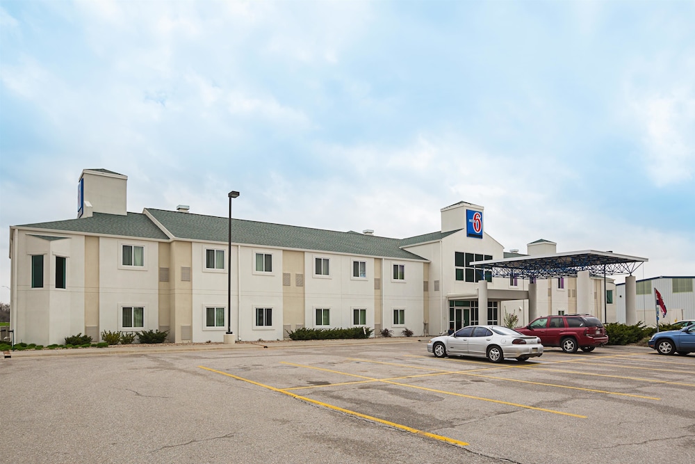 Park Inn by Radisson, Grand Island I-80 41/48