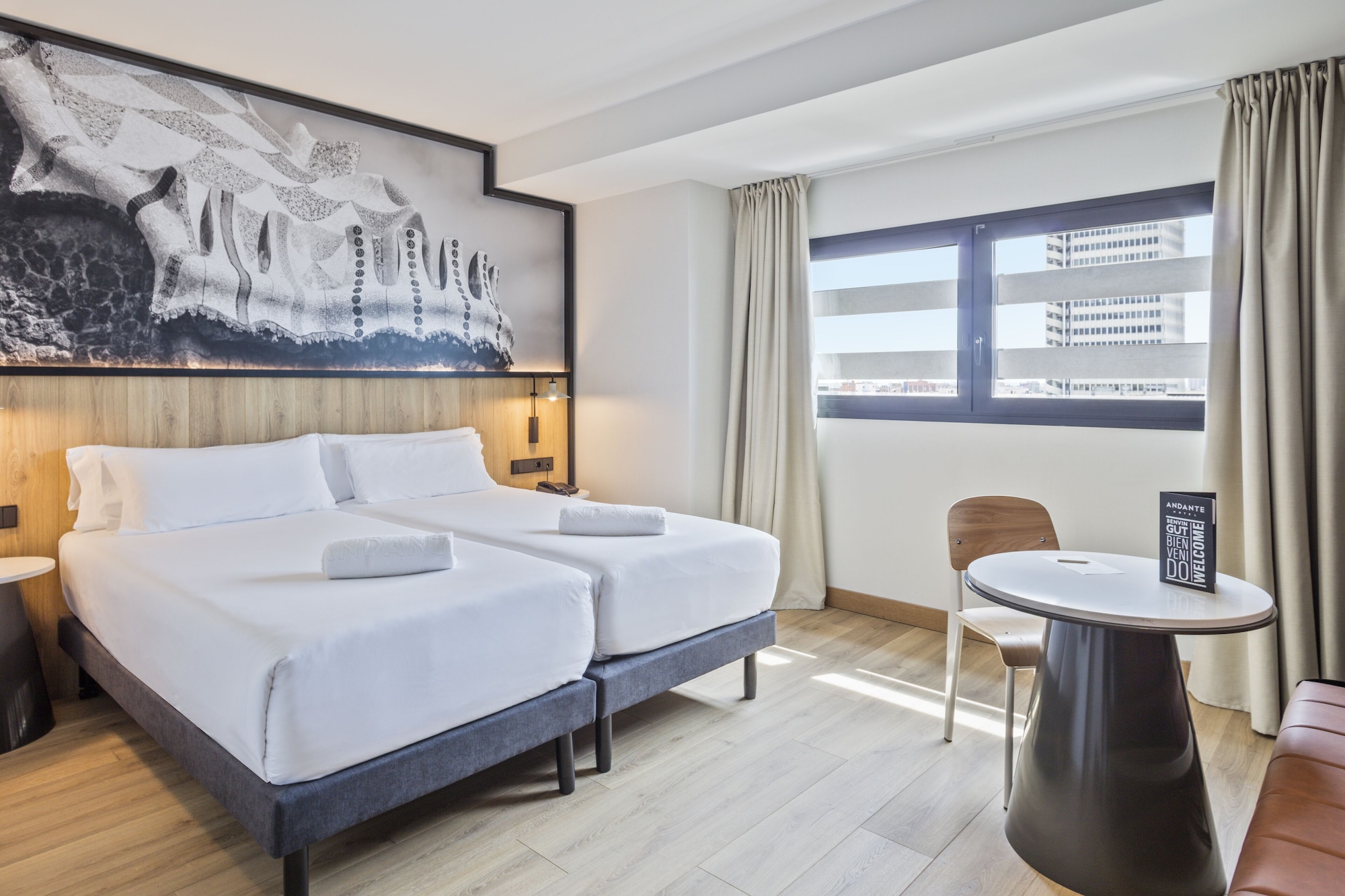 STANDARD, TWIN BEDS