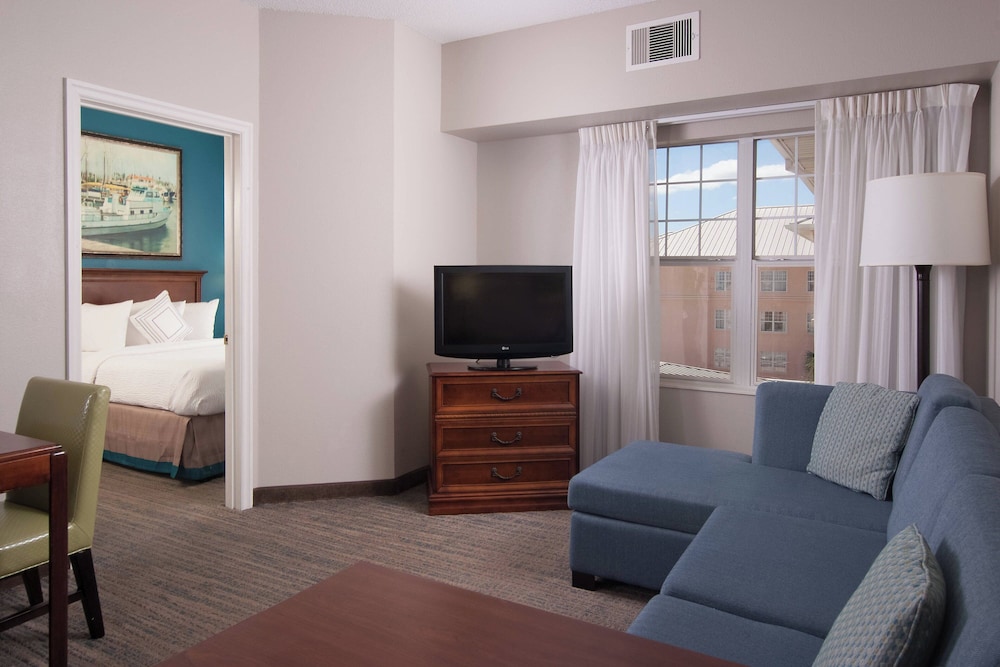Residence Inn by Marriott Charleston Riverview 24/50
