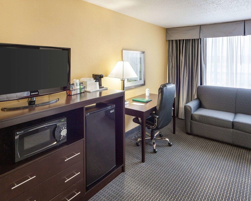 Quality Inn Montpelier 47/54