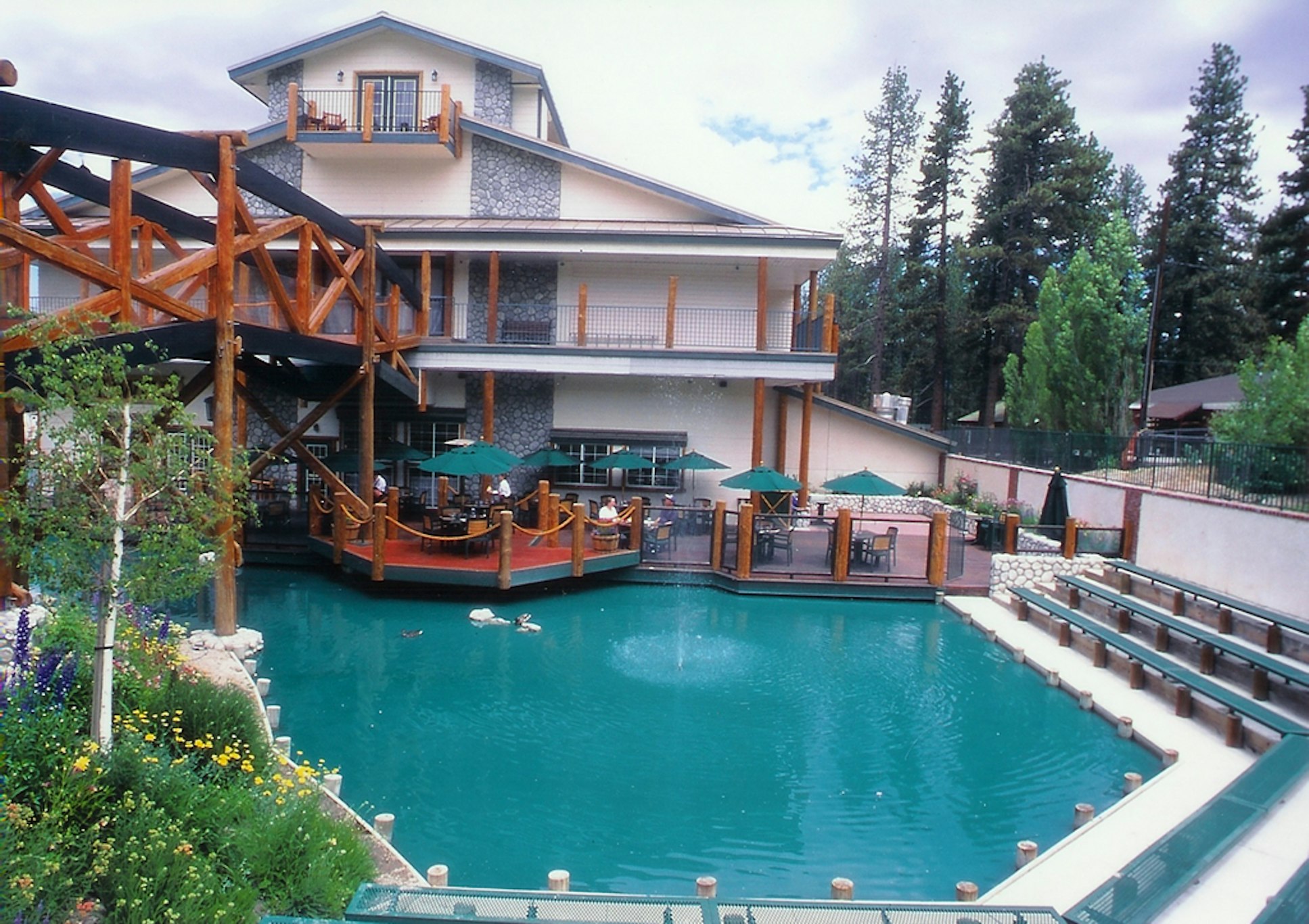 Holiday Inn Resort the Lodge At Big Bear Lake An Ihg Hotel in BIG BEAR LAKE - CA