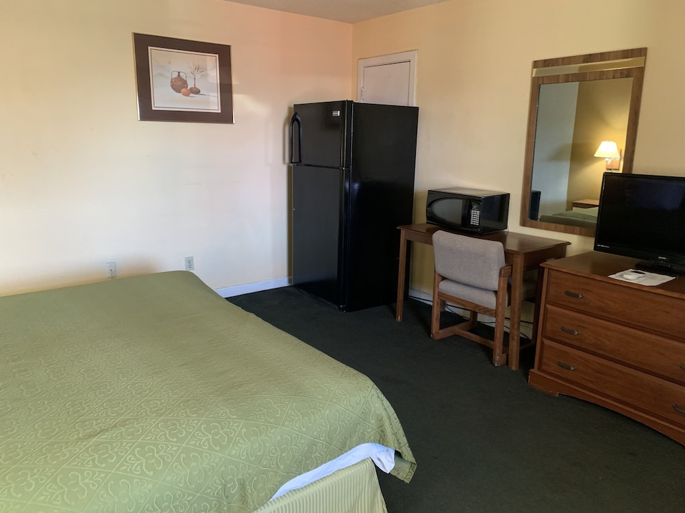 La Vista Inn 27/47