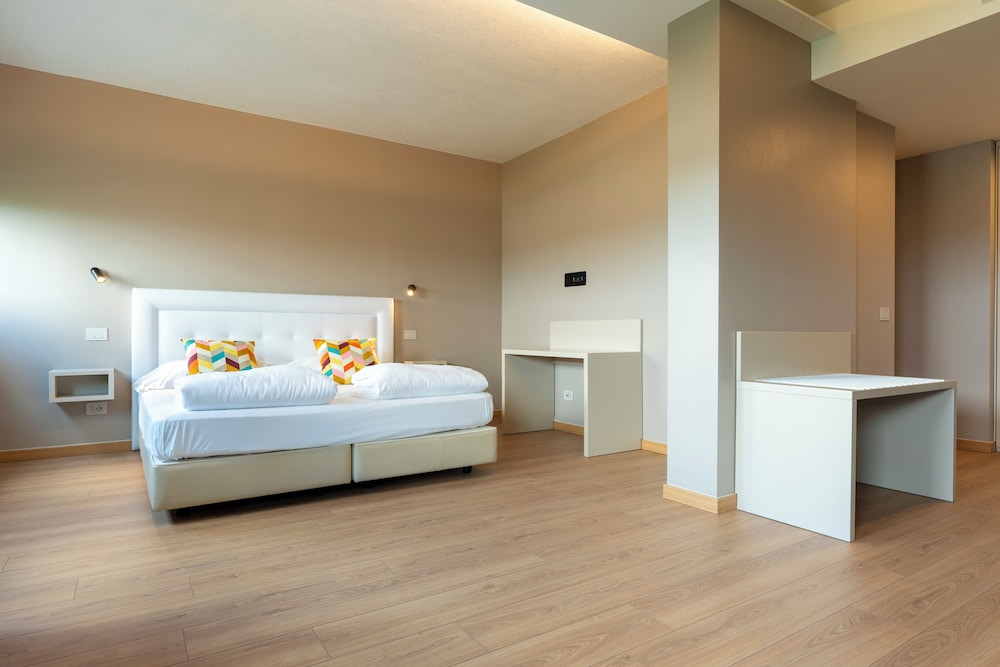 Hotel Saccardi Spa 15/48