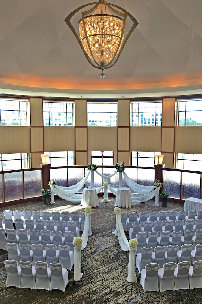 Newport News Marriott at City Center 38/62