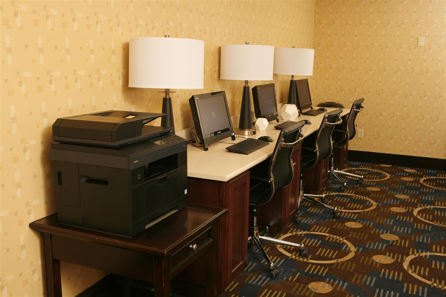 Best Western Plus Goldsboro 30/32