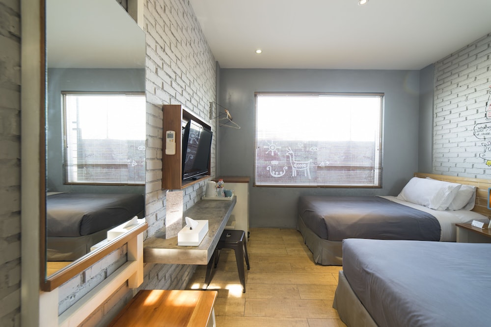 Summerbird - Bed And Brasserie 25/63