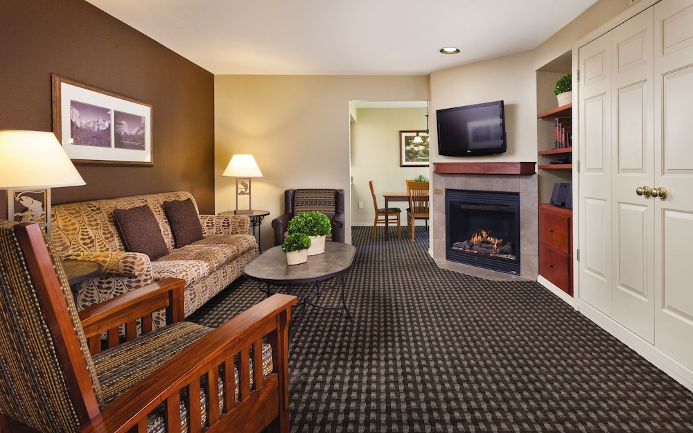 Worldmark Bass Lake 25/55