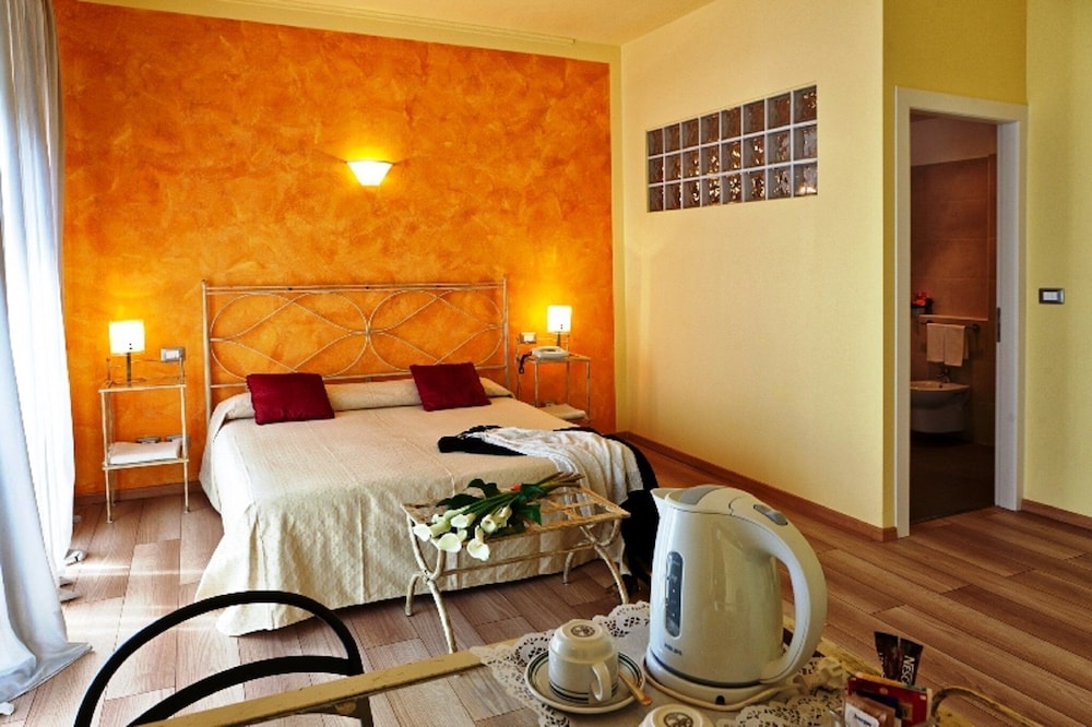 Hotel Italia 21/42