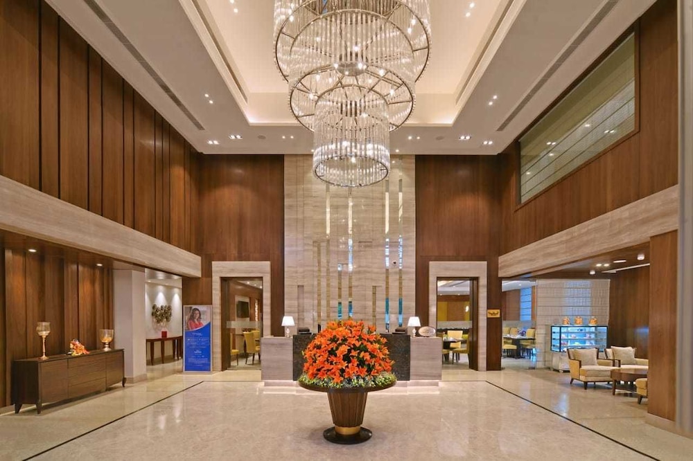 Golden Sarovar Portico 写真4