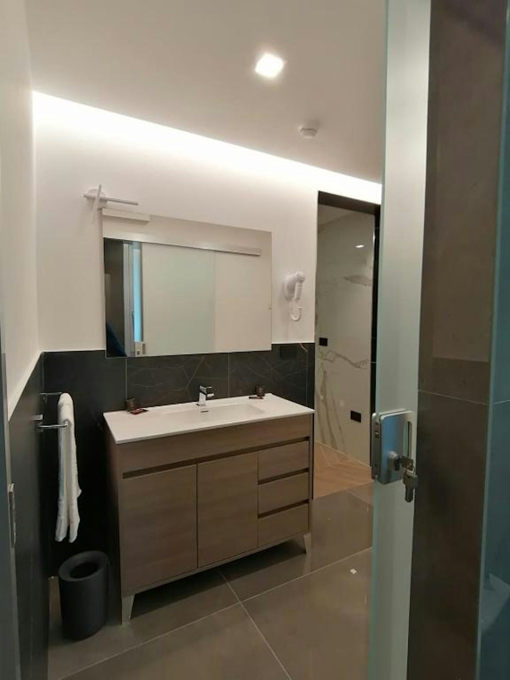 Hotel XBusiness 3/47